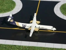 Horizon Air Dash 8 Q400 N435QX Huskies GeminiJets GJQXE945 Scale 1:400 RARE