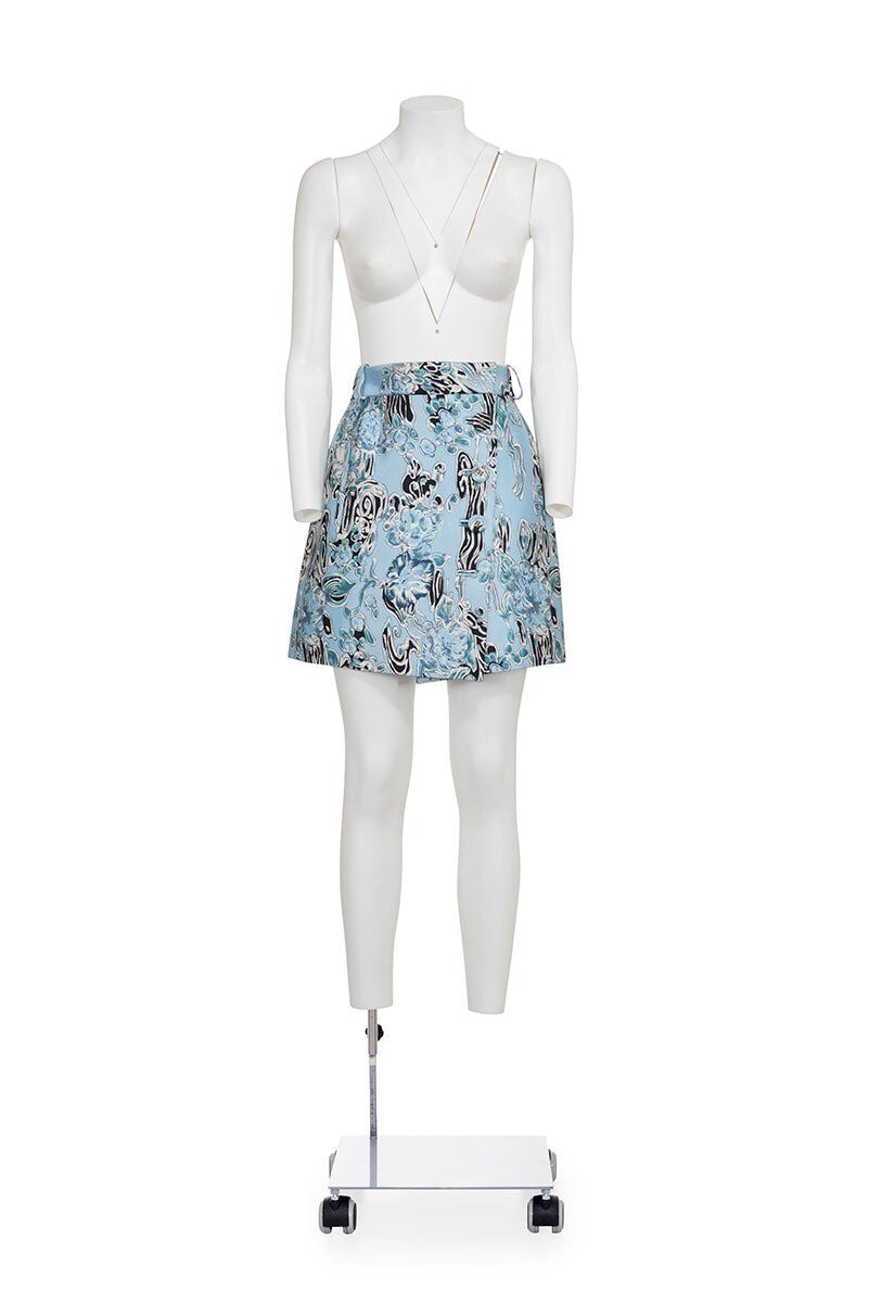 【関税&送料込】Balenciaga Short-Style Miniskirt Balenciaga Cargo Mini Skirt in Black | FWRD