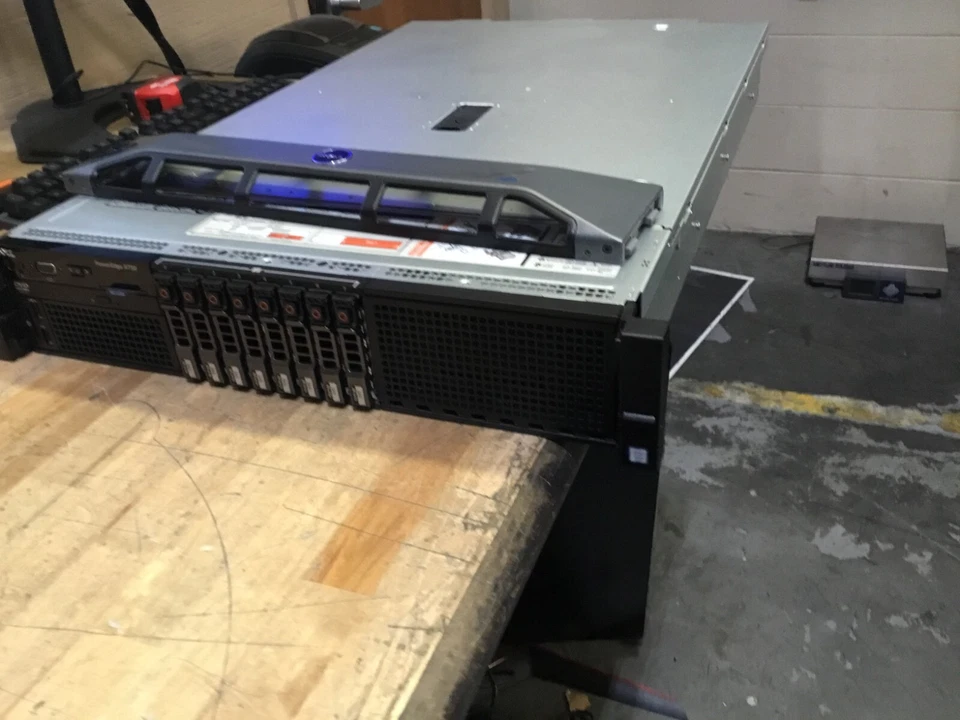Dell Poweredge R730 Server 8-Bay (2.5) |2x E5-2640 V3 | 128GB Ram/ H730 - Image 4 of 4