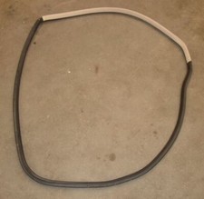 Sello de puerta trasera derecha goma impermeabilizante 99-05 VW Jetta Sedán MK4 - tela tostada