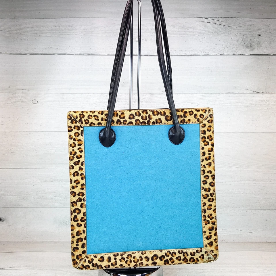 Nicole Miller Snowboarder Niña Novedad Cuero 12 x 11" Cartera Bolso Borde Pelo de becerro Foto 3 de 4