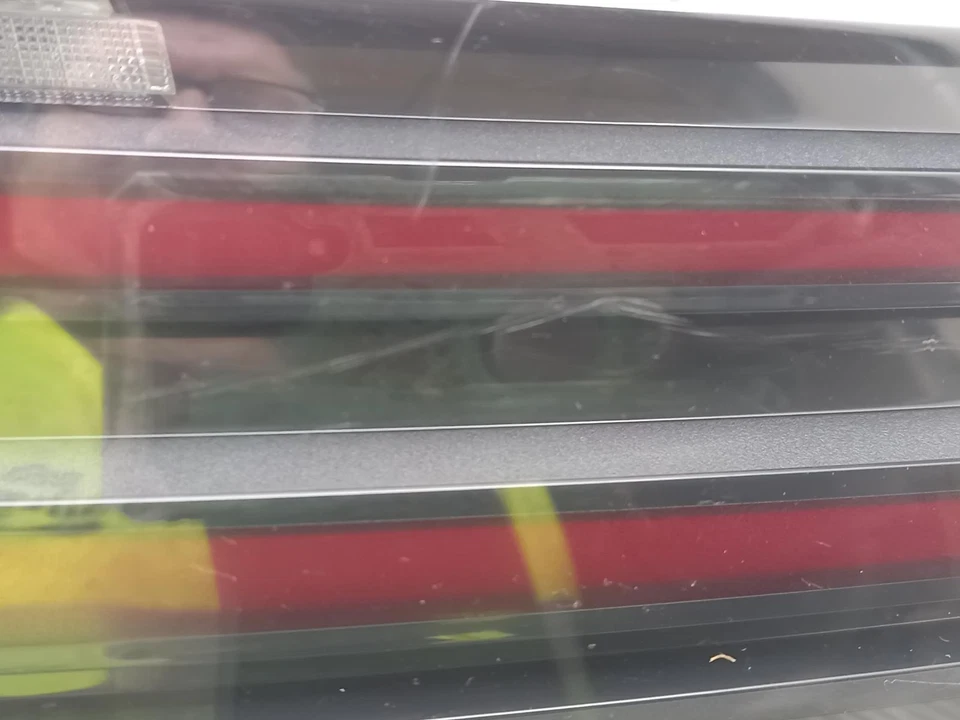 Piloto trasero PEUGEOT 208 N/S 2020-2025 5 puertas hatchback LH   Foto 4 de 4