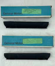68-75 Nos Gm Corvette Convertible Soft Top Side Rail Weatherstrip New Oid Stock 68-75 Nos Gm Corvette Convertible Soft Top Side Rail Weatherstrip New Oid Stock