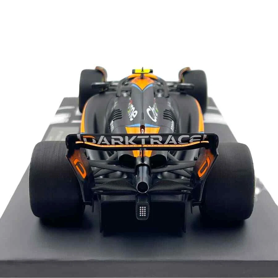 Modellino F1 Minichamps 1/18 McLaren MCL60 Lando Norris #4 2nd Hungarian GP 2... - Immagine 4 di 4