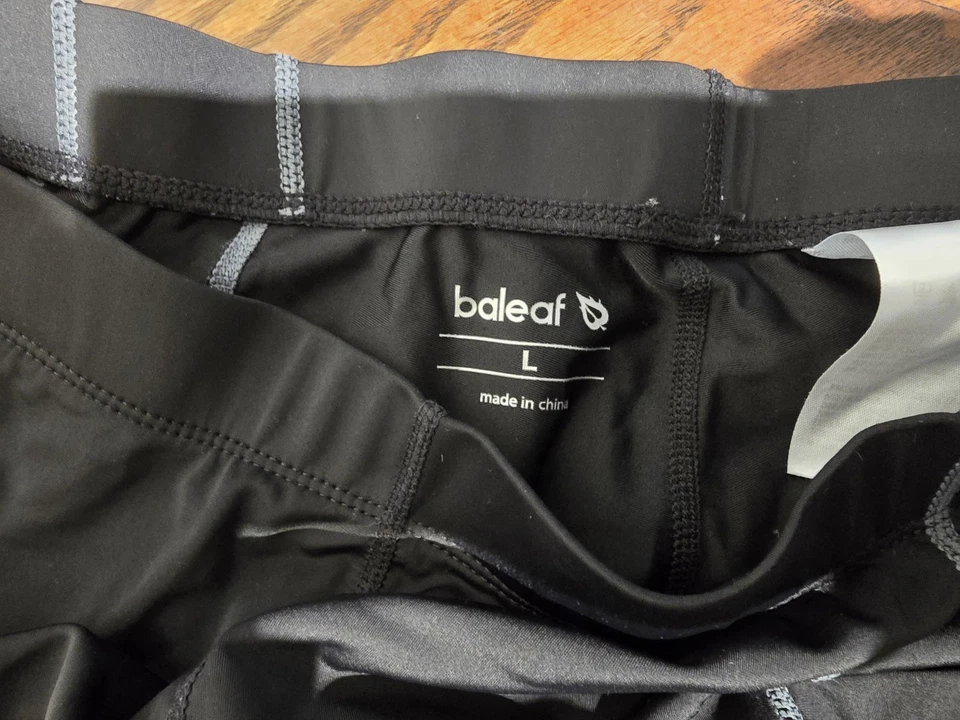 2 Baleaf Cycling Shorts Mens L Gray And Black Padded Biking Stretch - Image 3 of 4