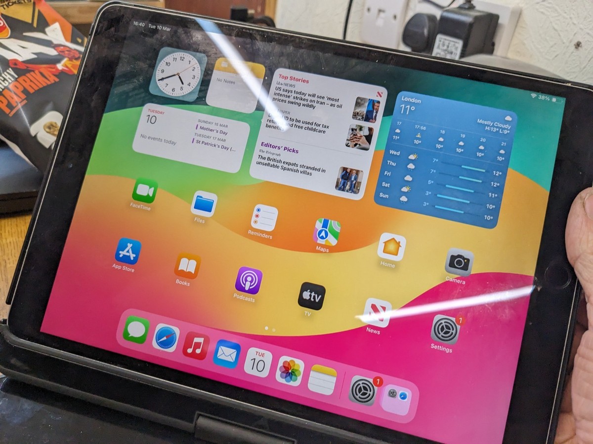 Buy Apple iPad Pro 1st Gen. 64GB, Wi-Fi, 10.5 in - Space Grey