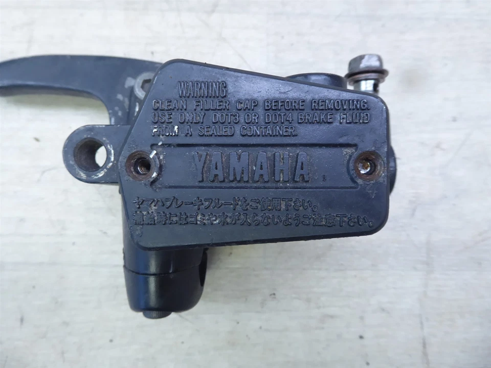 1990 Yamaha FJ1200 Y20965) front left clutch master cylinder - Image 2 of 4