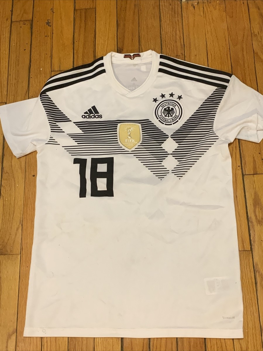 2014 GERMANY FIFA TEAM FOOTBALL SHIRT JERSEY Small ADIDAS #18