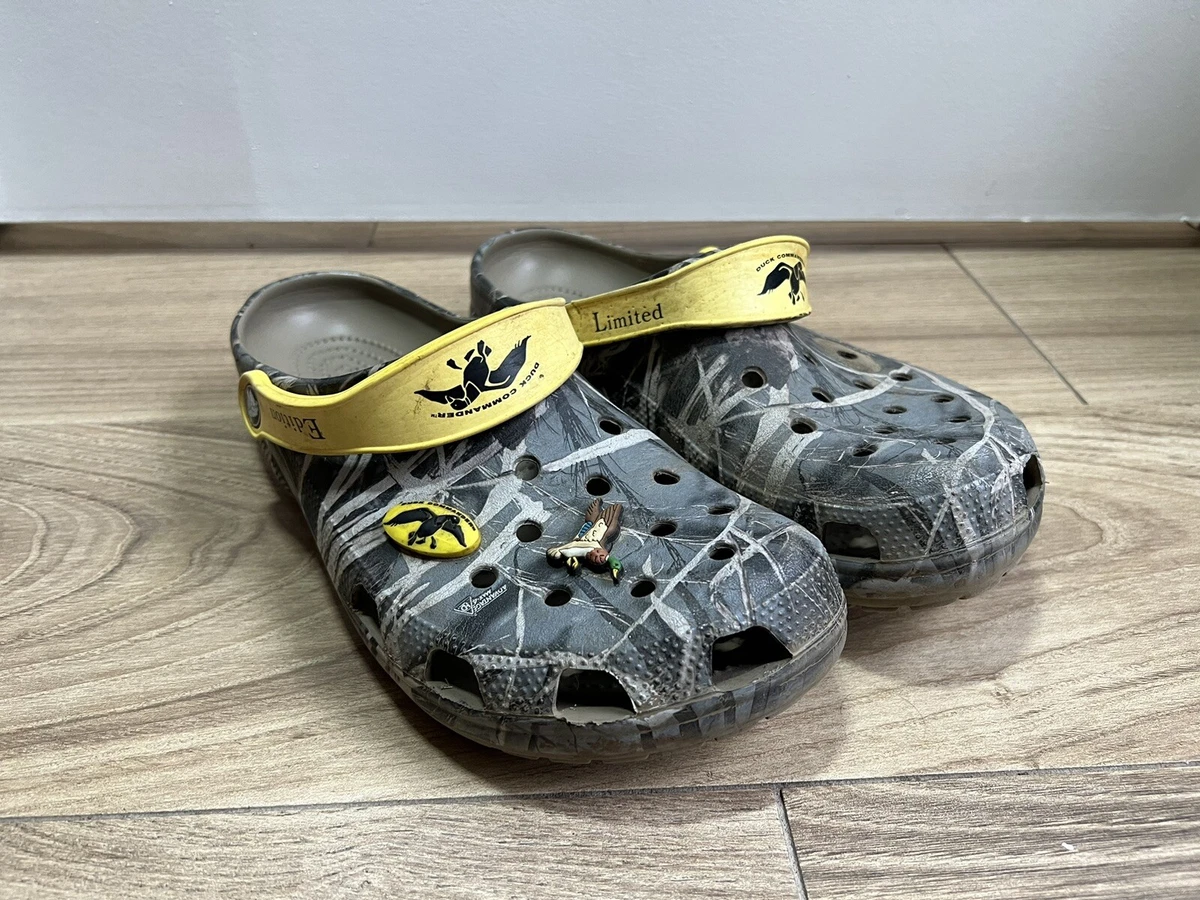 Duck on sale camo crocs