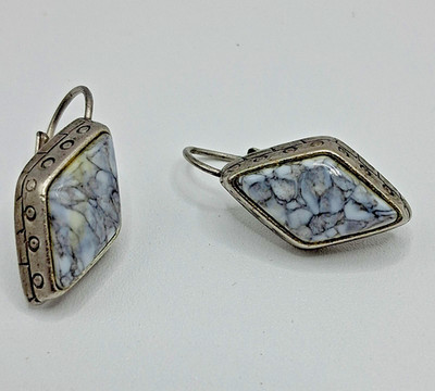 Vintage Robert Rose Signed Silver Tone Glass or Stone? Lever Back Earrings