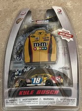 NASCAR-Kyle Busch- 18-2010-M M s Toyota Camry-1;64 Winners Circle Die-cast