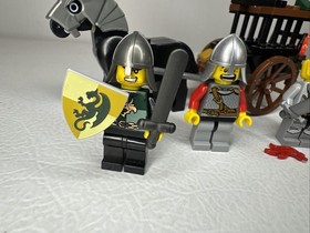 Retired 2010 LEGO Castle: Prison Carriage Rescue (7949) 99% COMPLETE