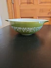 Vitage Pyrex 444 Crazy Daisy Cinderella Mixing Bowl Spring blossom 4 QT Green