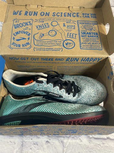 NWT Brooks Mach 19 Spikeless Running 