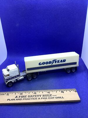 1987 Road Champs Goodyear Semi Tractor Trailer Kenworth T600A