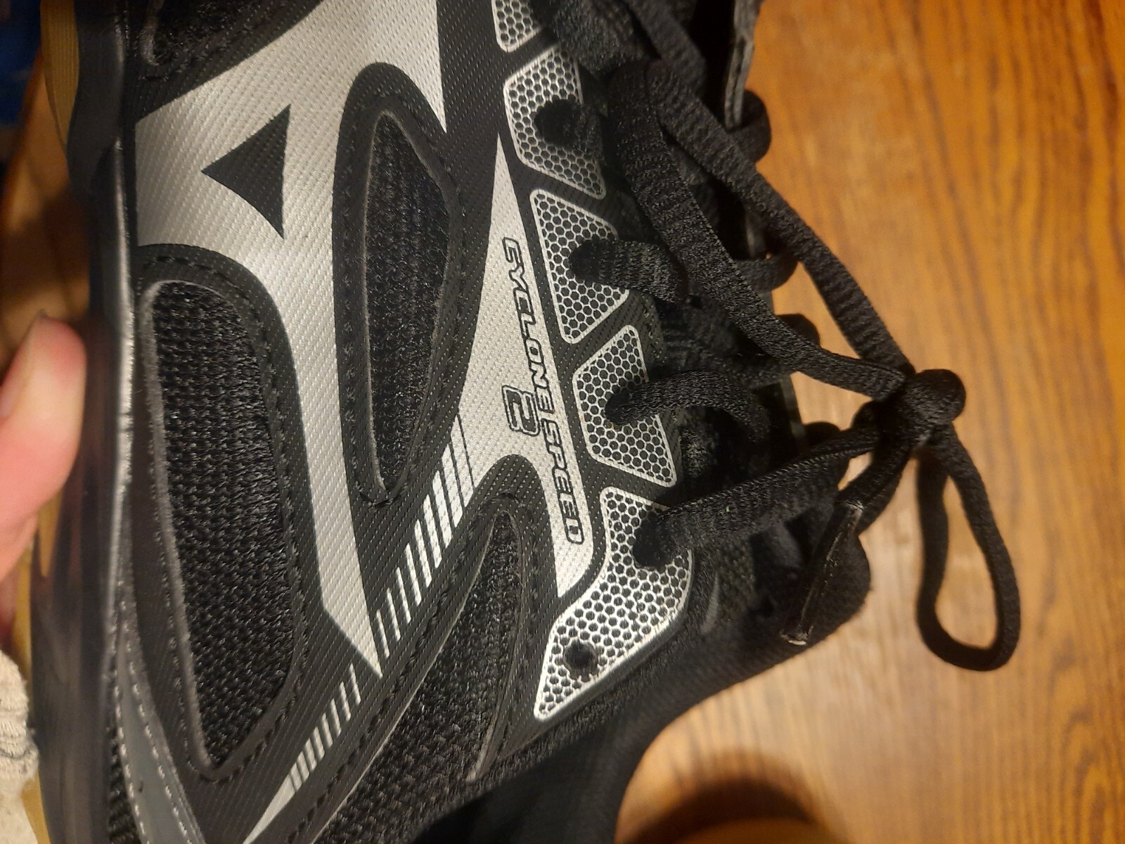 Mizuno Cyclone speed 2 Volleyball women shoes size 9.5 Gem