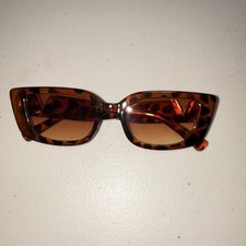 V Brown Tortoise Shell Square Women's Sunglasses Plastic Frame Tinted Lens