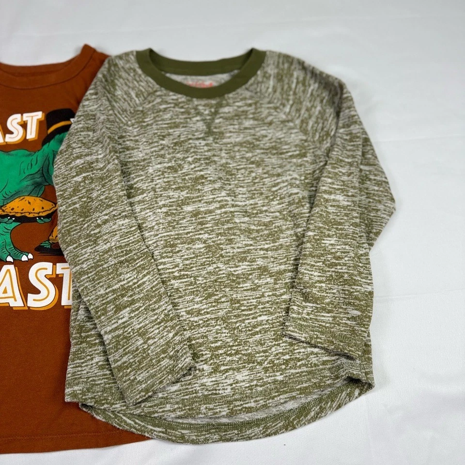 Children's Place Cat & Jack Lot of 2 long sleeve youth shirts size 5/6 Dinosaurs - Image 3 of 4