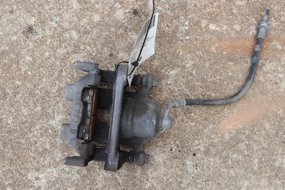 Pinza de freno trasera izquierda Infiniti FX35 FX37 FX50 QX70 2010-2013 OEM Foto 2 de 4