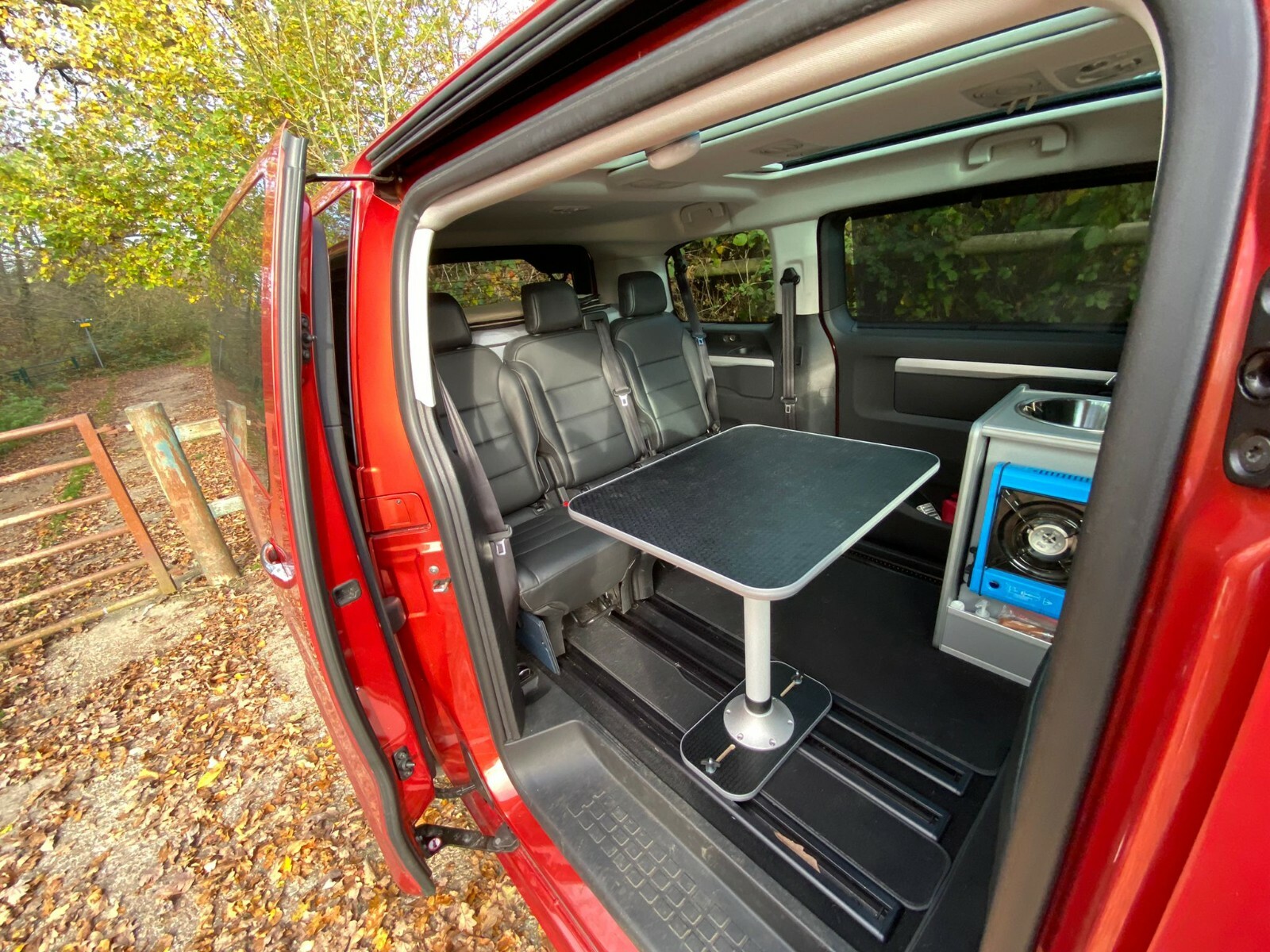 Removable Table with Stand Citroen Spacetourer Peugeot Traveller Toyota Proace