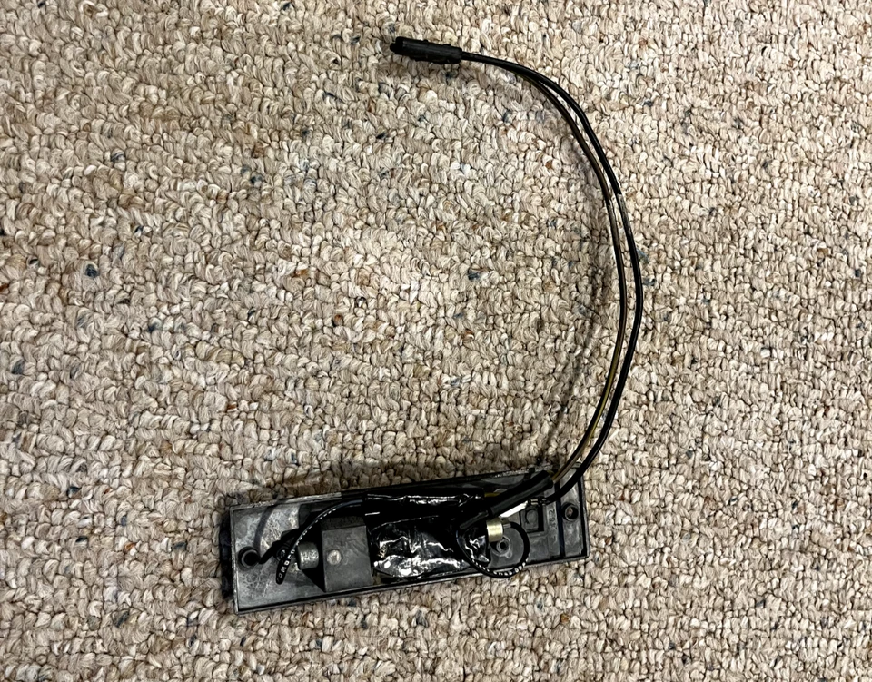 1970 年水星美洲狮 XR7 地图灯组件-消除器/标准-二手 — 第 3/3 张图片