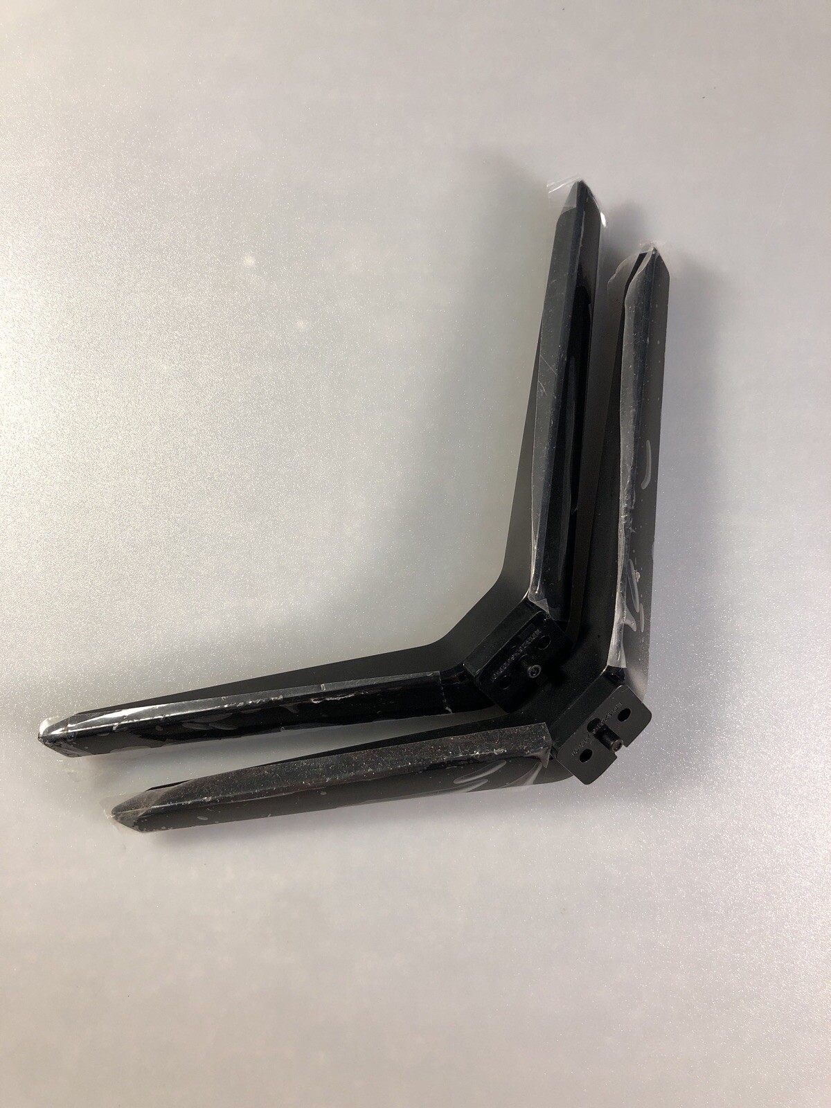 JVC TV STAND LEGS FOR LT43MAW588 WITHOUT SCREWS USED LD4261SJ3001 eBay