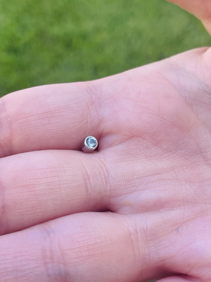 Top de anclaje dérmico Basilea asentamiento 14k oro blanco macizo redondo topacio cielo azul Foto 2 de 4