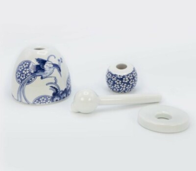 NEW Royal Delft Proud Mary 01 Blue & White Collectible - Flower