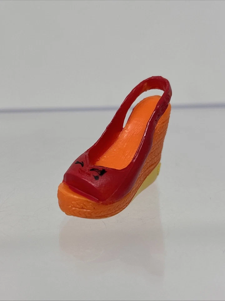 Shopkins Season 2 Pink Wedgy Wendy  Wedge Heel Shoe - Image 3 of 4