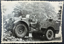 1940's WWII British Morris cs8 Early model of the vehicle  - Archive Photo