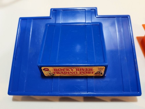 Original Lincoln Logs Rocky River Trading Post near complete see description - Picture 2 of 9
