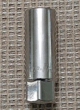 BLUE POINT  BLPSPS3858 3/8” DRIVE 5/8” SPARK PLUG SOCKET *NEW/UNUSED*