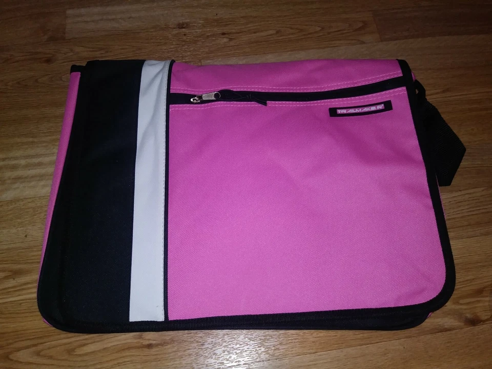 NEW Pink Trailmaker Shoulder Messenger Bag / DIAPER BAG - Image 3 of 4