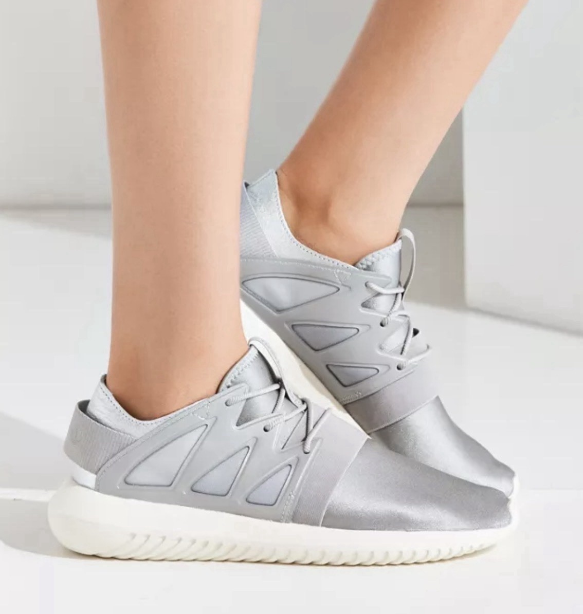 adidas Women's Size 9 Brand New In Box