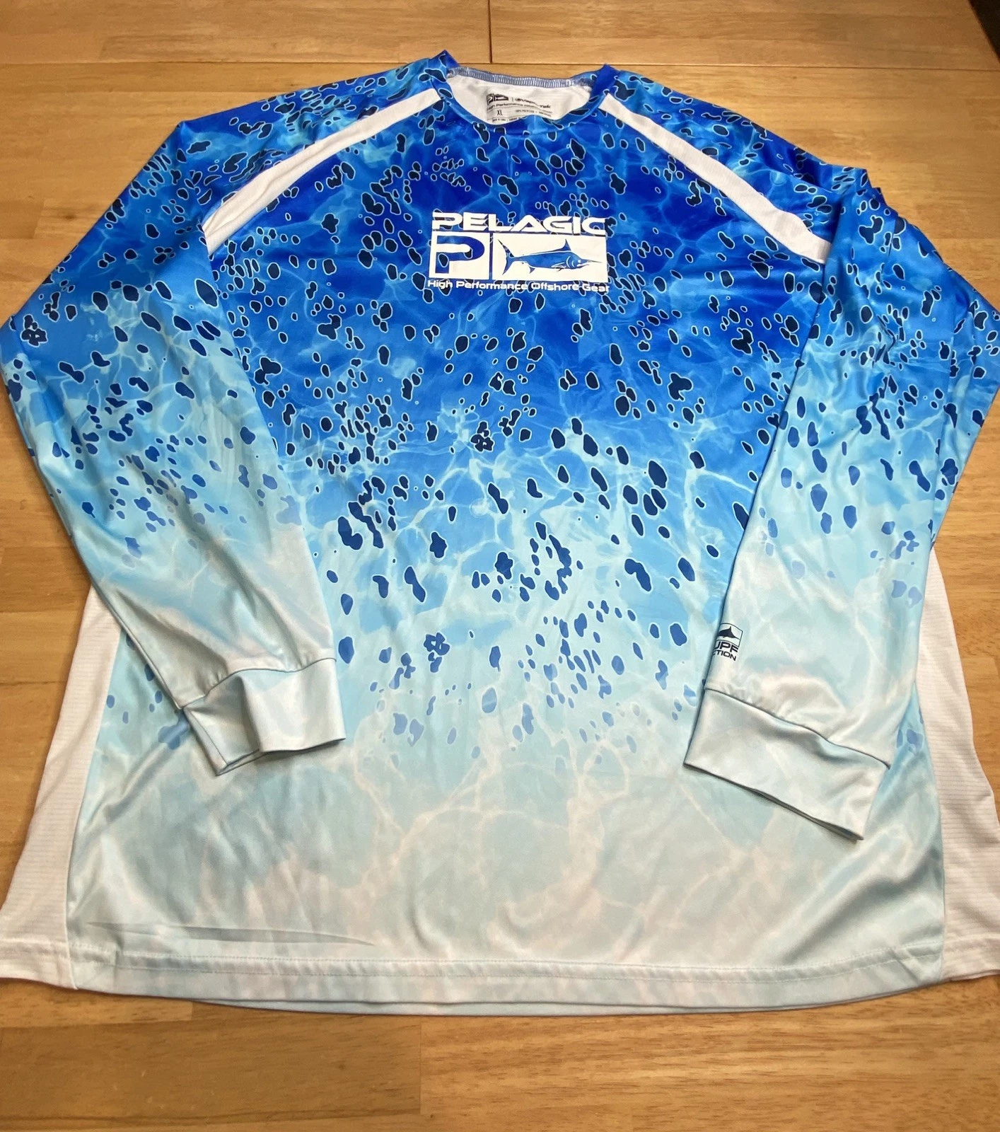 Pelagic Mens XL Blue Long Sleeve Performance Fishing Shirt VaporTek Polyester(G)
Opens in a new wind