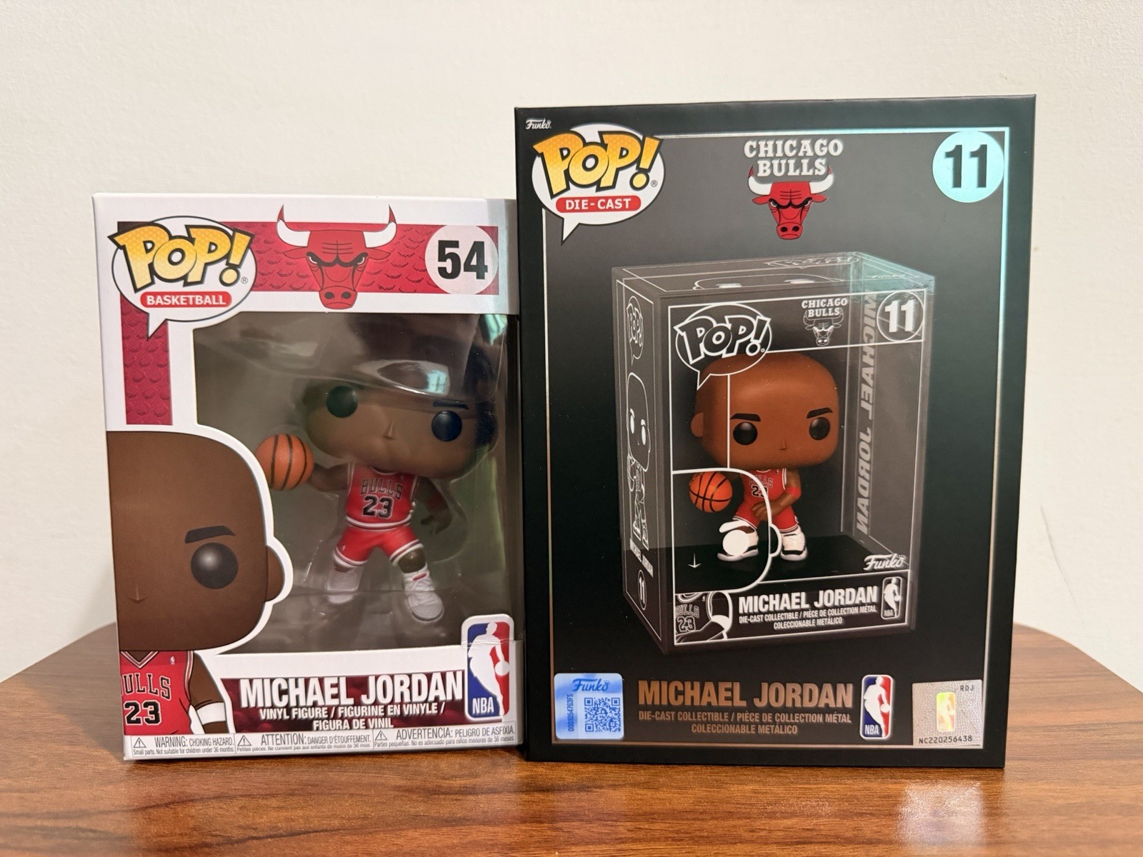 Funko Pop! Juego de 2 diecast Michael Jordan NBA #11 y Chicago Bulls #54
