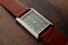 Vintage Seiko Slim Tank Quartz Men Green Dial Light Brown Leather Dress Watch