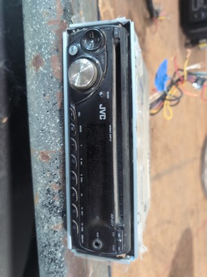 JVC  KD-S17 CAR STEREO RADIO CD PLAYER HEAD UNIT AUX MP3 WORKING
