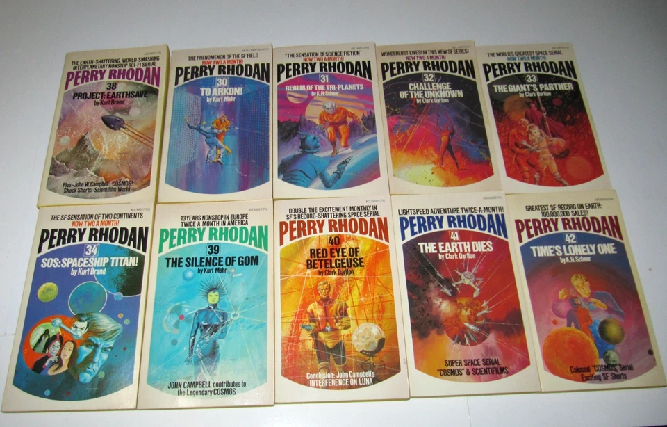 Lot of 47 Perry Rhodan paperback books #2-8, 20-43, 45-60 Foto 4 de 4