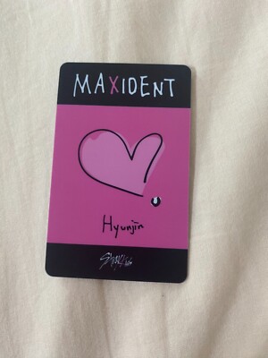 straykids stray kids maxident soundwave concert luckydraw