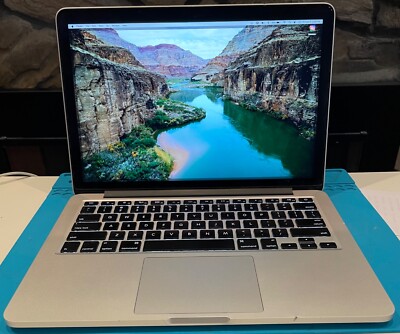 MacBook Pro Retina 2015, 13.3'' i5 2.7GHz (Turbo Boost  3.GHz), 8GBRAM, 500GB SSD