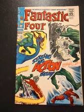 FANTASTIC FOUR # 71    MR FANTASTIC  TORCH   By Stan Lee ; Jack Kirby  (co-plot)