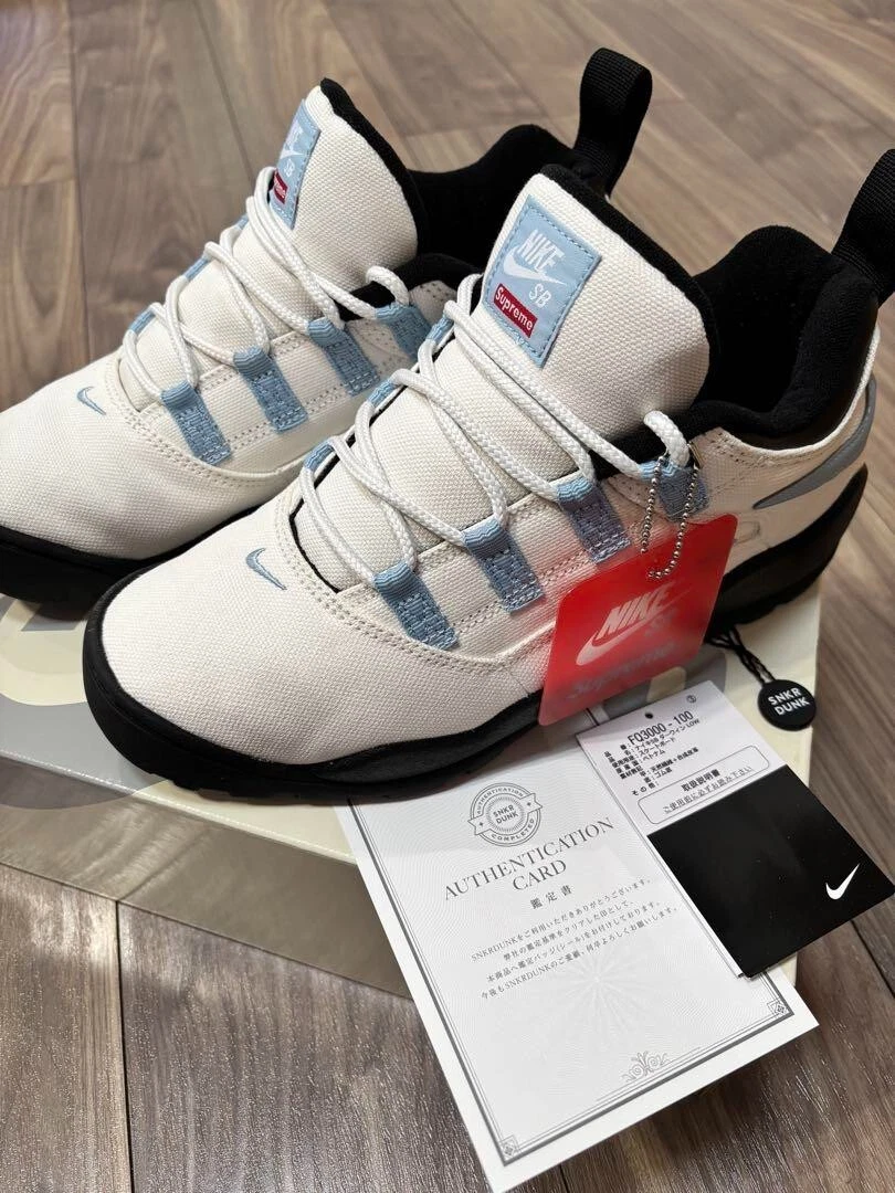 Baskets Supreme Nike chaussures SB Darwin basses blanc noir bleu hommes US9 / JP27 NM