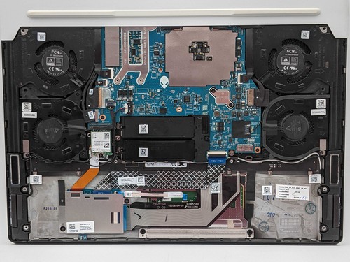 Dell ALIENWARE X15 R1 15" QHD 240Hz I7-11800H 1TB SSD 32GB W10 RTX 3070 ...