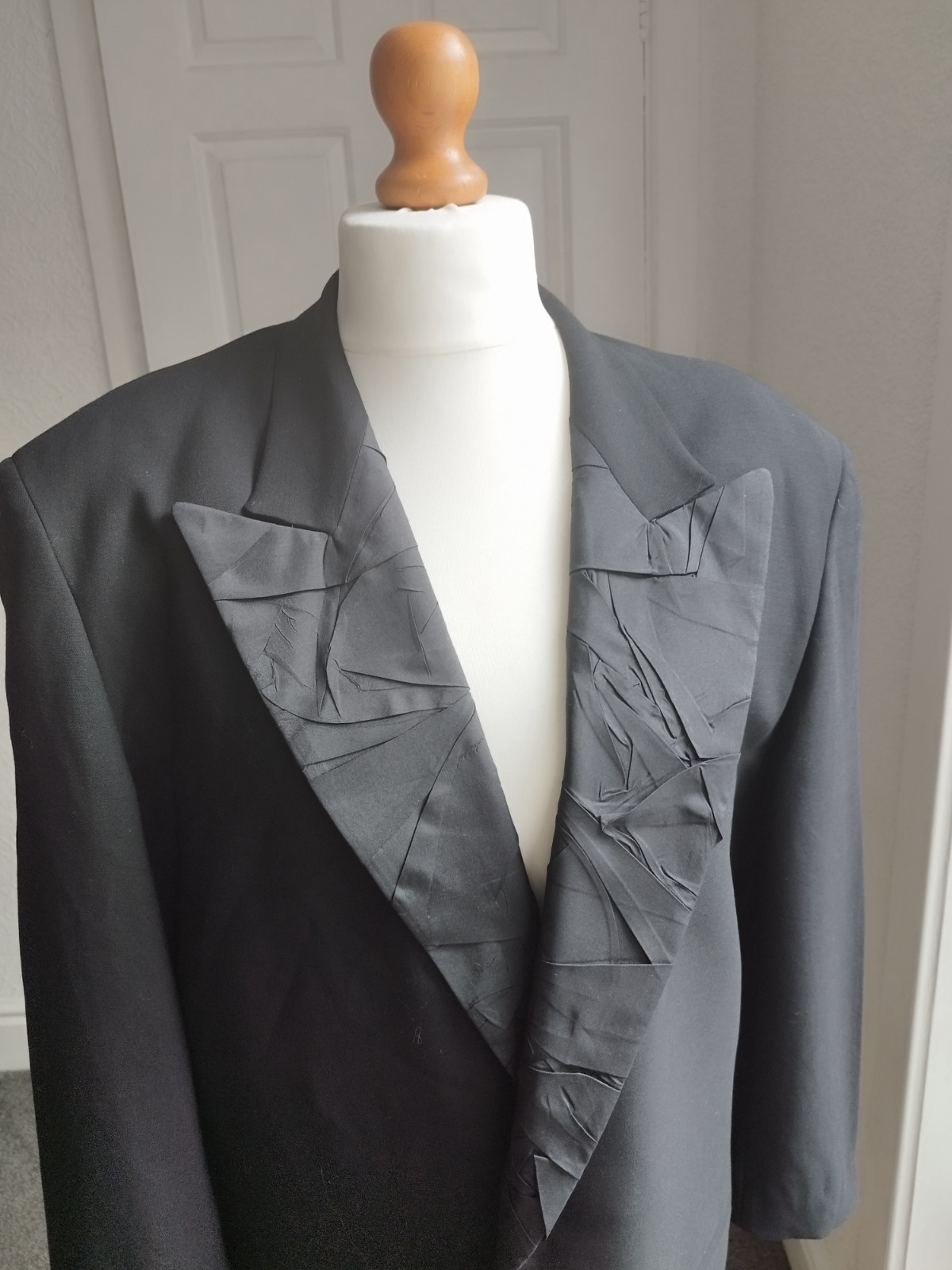 ISSEY MIYAKE Designer Rare Black Wool/Silk Mens Vintage Evening Jacket, size L image 4