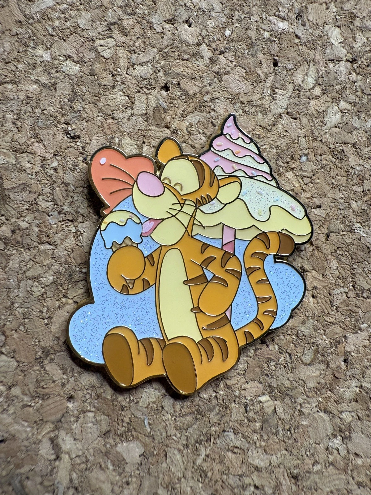 SDR Tigger Ice Cream Mystery Shanghai Pin Trading Fun Day SHDR Disney 2024 Pooh