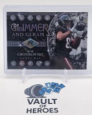 Rob Gronkowski 2025 Topps Topps Resurgence Glimmer and Gleam #GG-19