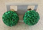 VINTAGE GREEN SPARKLY SEQUINED ROUND CLIP ON EARRINGS — photo 3