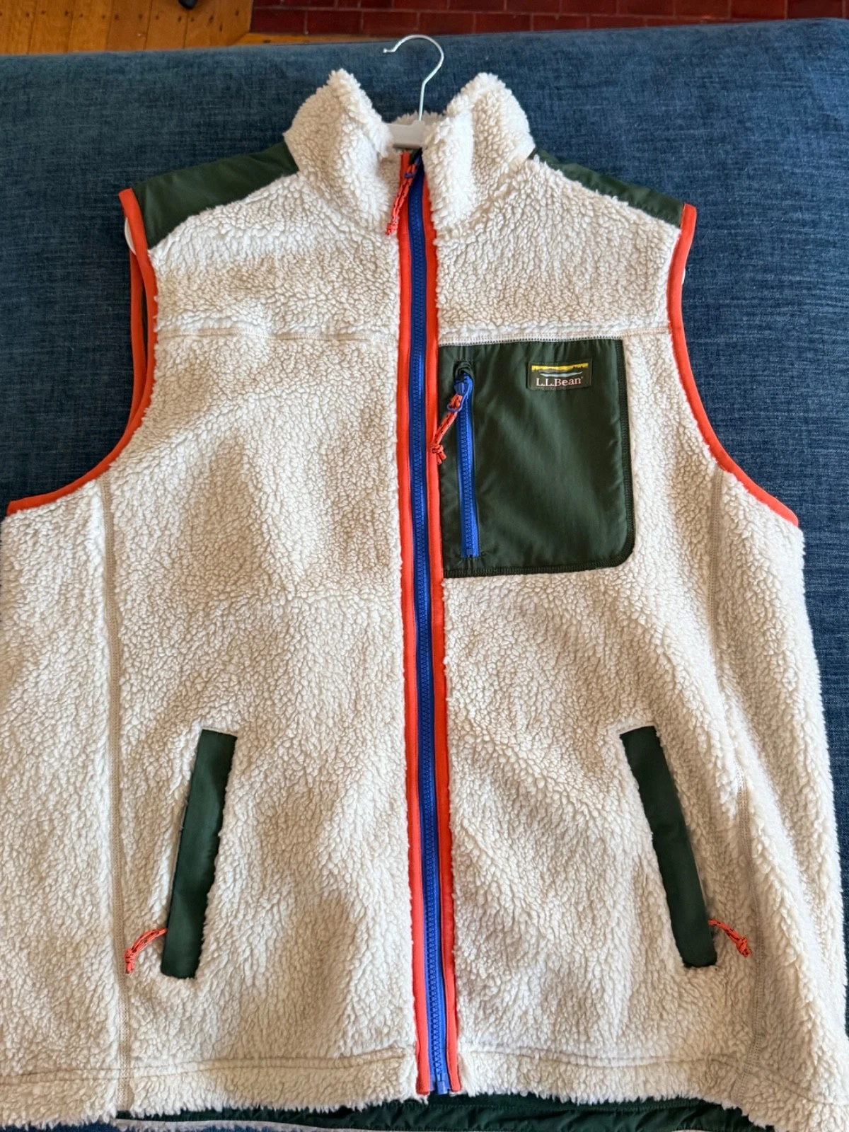 LL Bean sherpa vest - cream and multi-color - XL - NEW