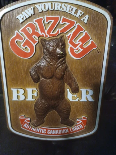 VINTAGE GRIZZLY CANADIAN BEER BEAR ANIMAL PLAQUE LOG WALL DISPLAY SIGN
